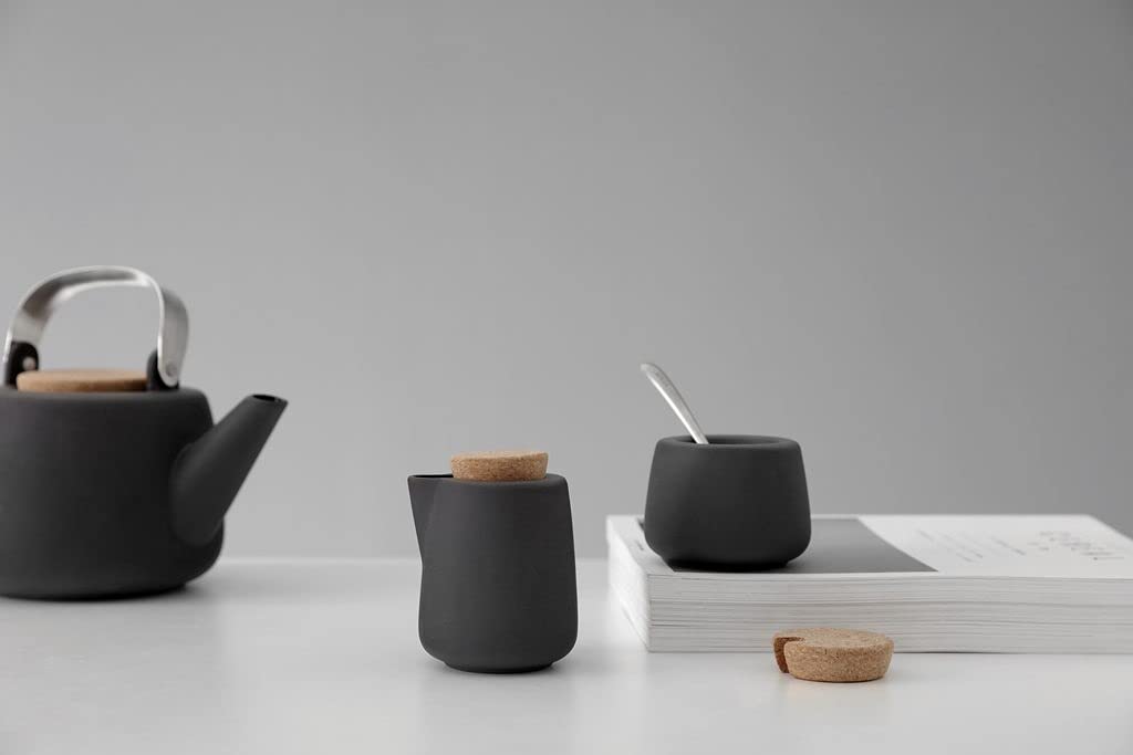 Viva Nicola Holzkohle-Zucker- und Sahnekännchen, Kaffee- und Tee-Servierset aus Porzellan – Sahnekännchen und Zuckerdose mit Korkdeckel und Metalllöffel, 7oz/200 ml Milch und Zucker für die Kaffeebar