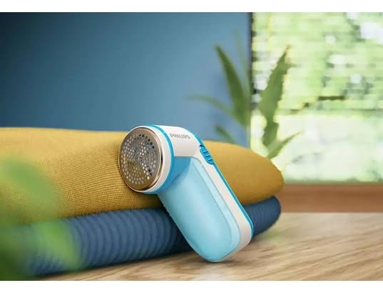 Philips Fusselrasierer – Fusselentferner für Kleidungsstücke, geeignet für alle Textilien, 2 Höheneinstellungen, batteriebetrieben (2X AA-Batterien inkl.), blau (GC026/00)
