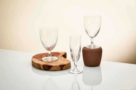 Krosno Prima Lumi Wodkagläser auf Stiel | Set von 6 | 6 x 25 ml | Crystalline Glas | Perfekt für zu Hause, Restaurants und Partys |Bleifreies Glas | Kratzfest | Spülmaschinenfest