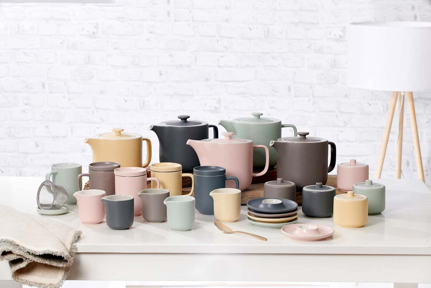 Ritzenhoff & Breker Milch- und Zuckerset Jasper, Rosa, Milchkännchen & Zuckerdose aus Keramik, Außenseiten mit Mattglasur und Soft-Touch-Haptik