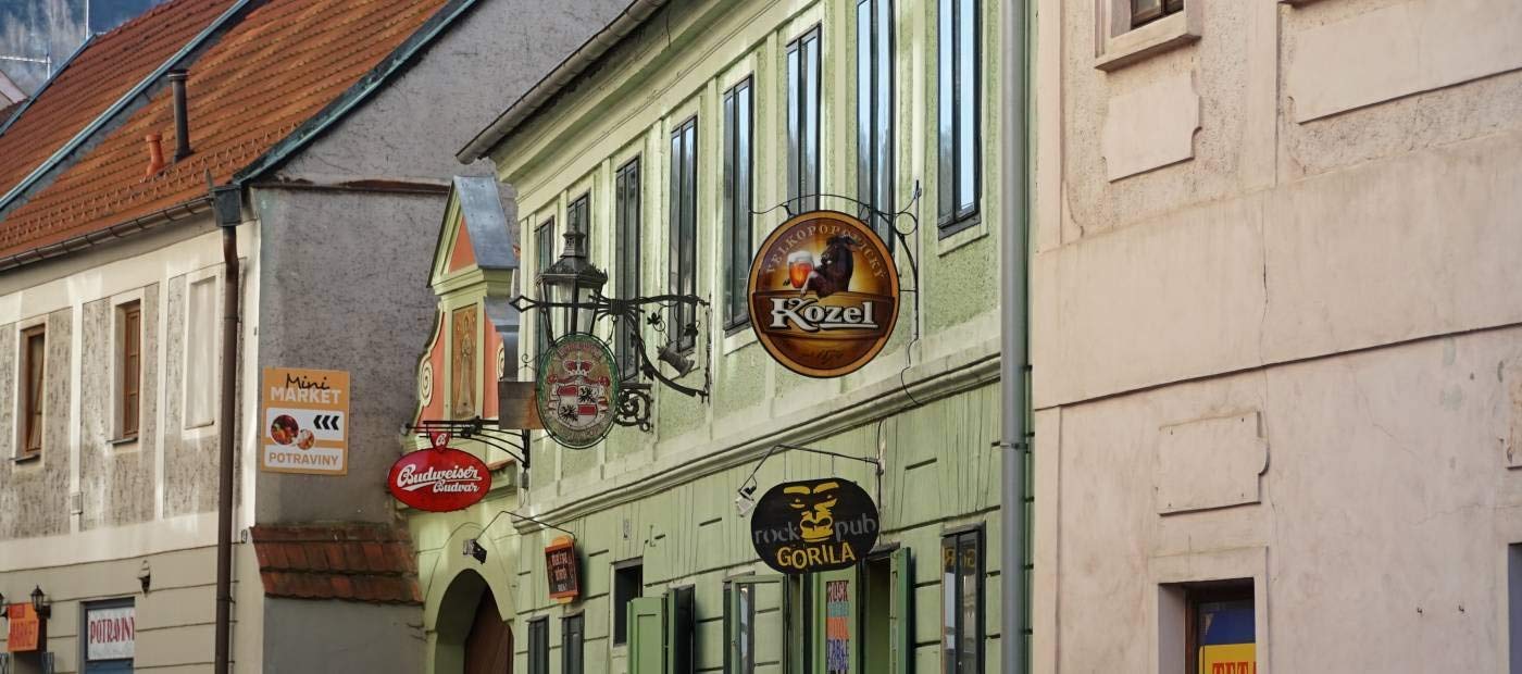 Sony SELP-18105G Powerzoom-Objektiv (18-105 mm, F4.0, OSS, G-Serie, APS-C, geeignet für A7, ZV-E10, A6000- und Nex-Serien, E-Mount) schwarz