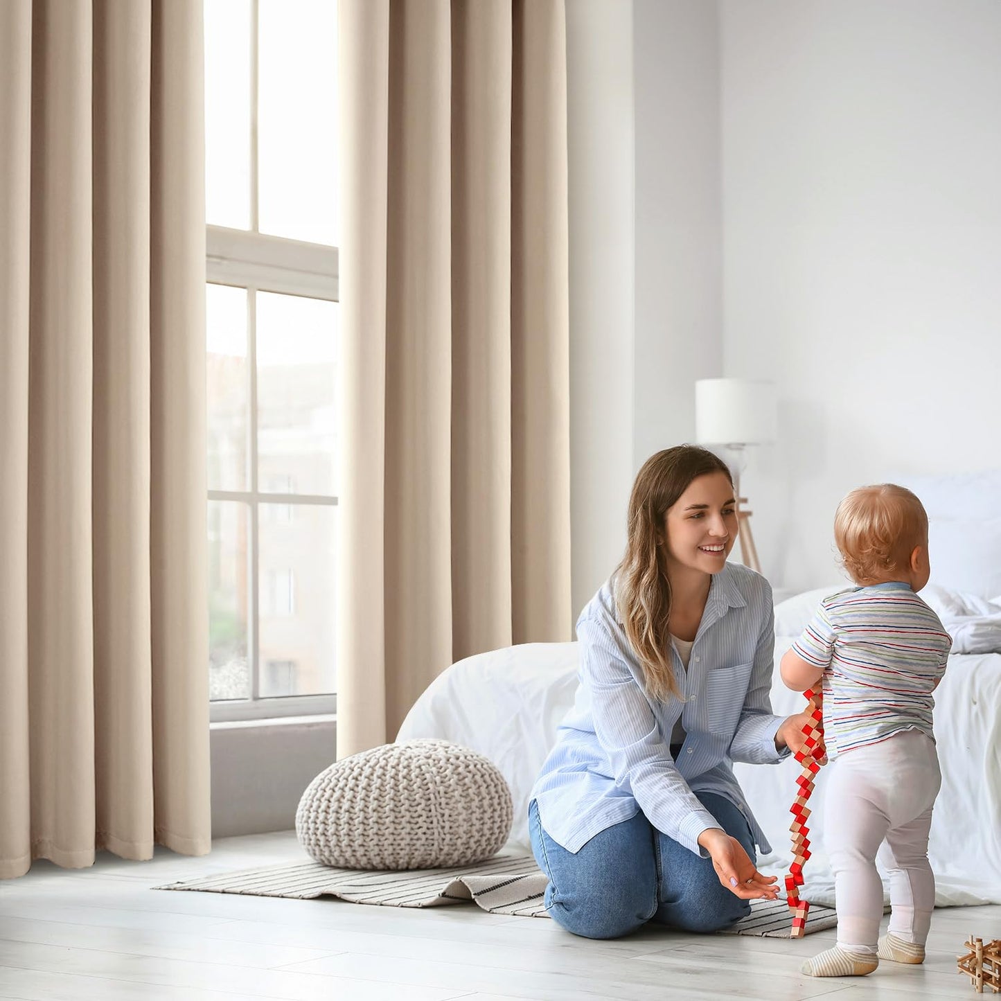 MIULEE Vorhänge Beige Blickdicht mit Ösen 225 CM Lang, Schöner Weicher Verdunklungsvorhänge zum Verdunkeln von Räumen, 2er Set Abdunkelnde Vorhänge Wohnzimmer Blickdichte Ösenvorhang Jeder H225 X B140