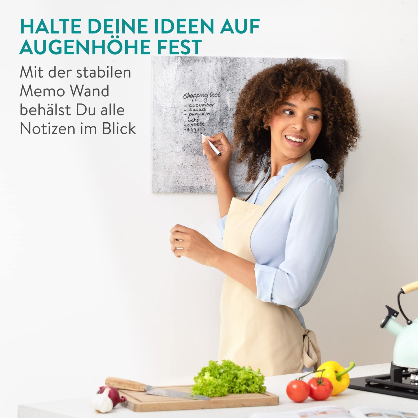 Navaris Magnettafel - 40 x 60 cm Groß - Graues Design Holz Magnet Board für die Wand - Memoboard inklusive Magnet & Schwarzem Marker - Notiz Brett für Küche