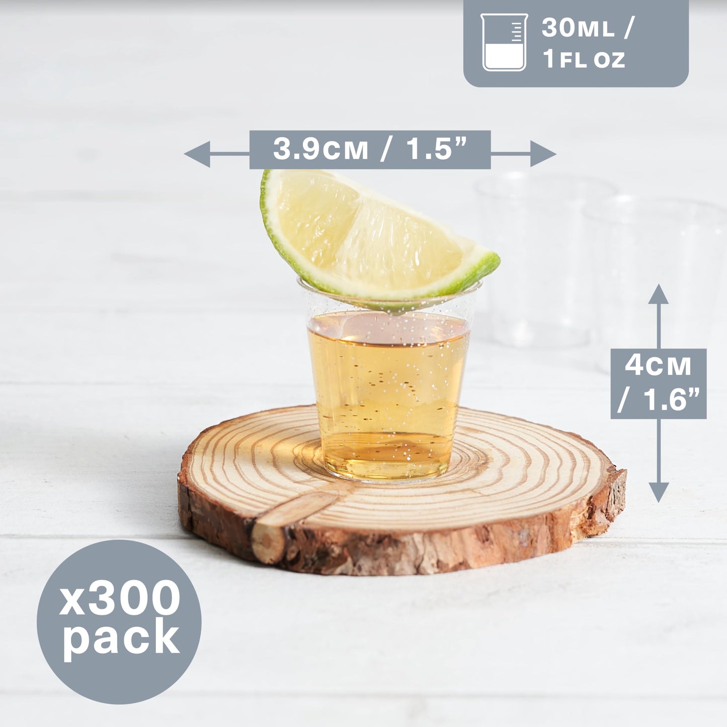 MATANA 300 Schnapsgläser aus Plastik mit Silberglitzer, 3cl - Pinnchen Kunststoff, Shotgläser, Shot Becher, Schnapsbecher, Plastikbecher - Party Zubehör - Stabil & Mehrweg