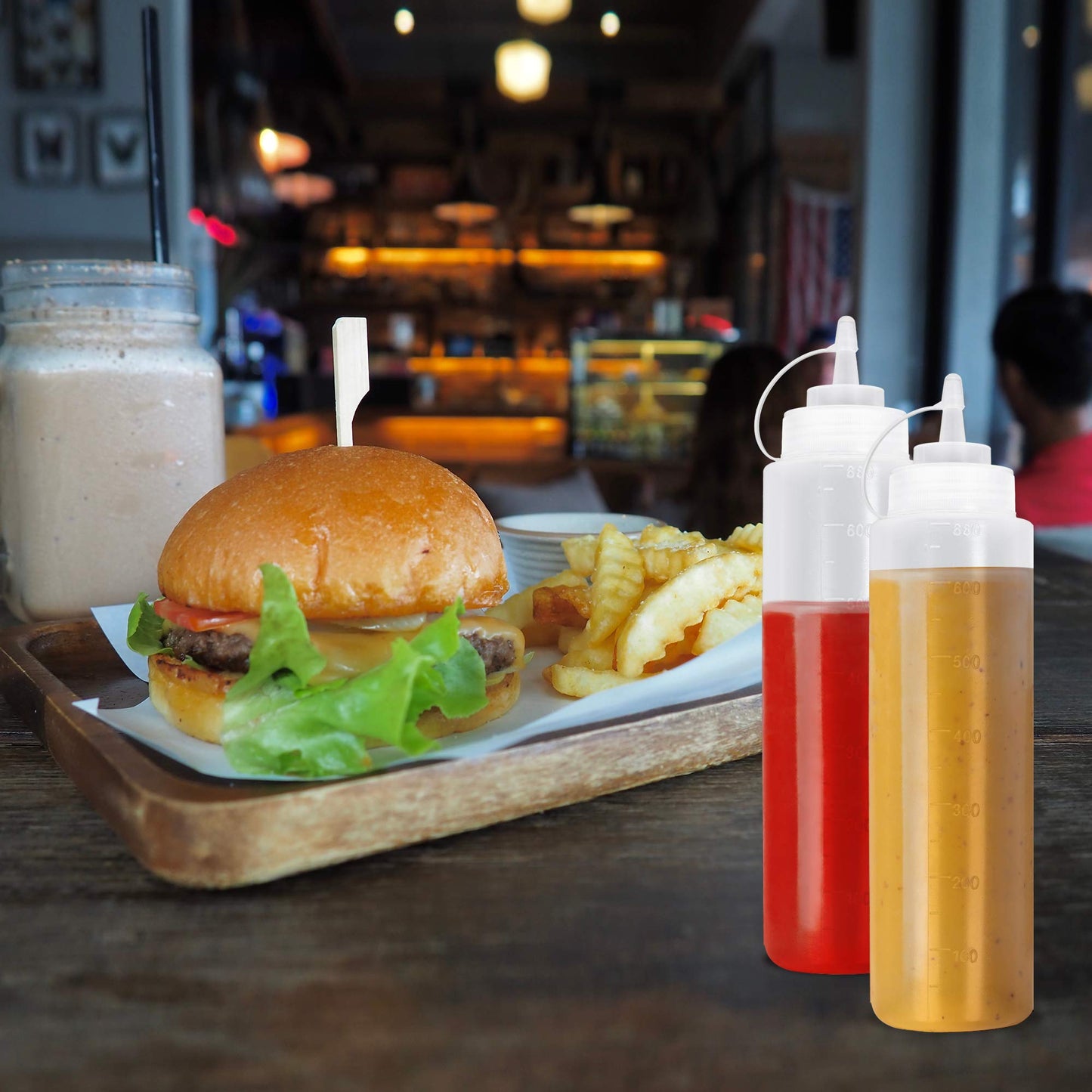 MATANA 8 Große Quetschflaschen aus Kunststoff mit Kappen, XL 680ml - Squeeze Flaschen - Gewürze, Saucen, Ketchup, Dressings, Olivenöl – BPA-Frei & Spülmaschinenfest