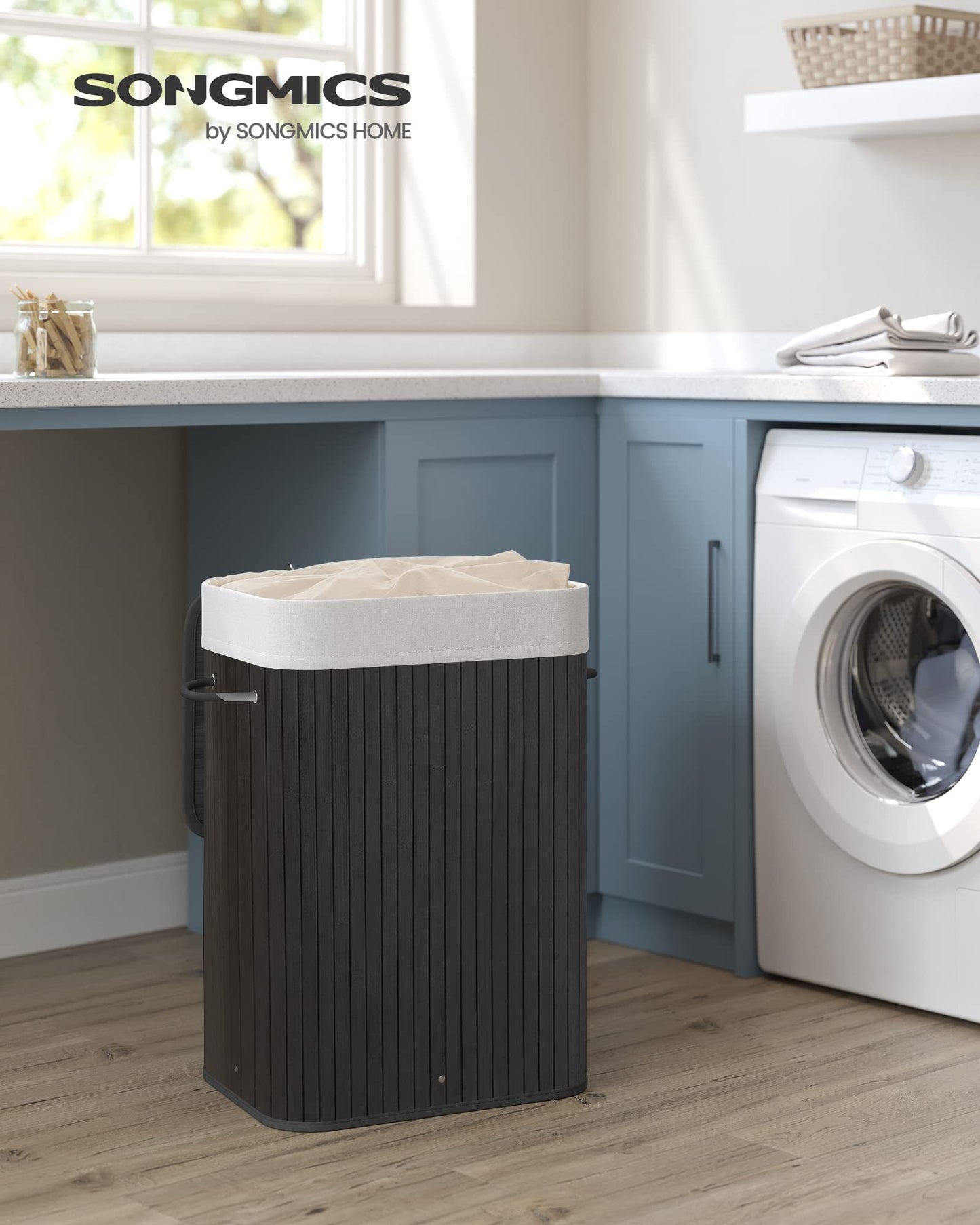 SONGMICS Wäschekorb mit Deckel, 72 L, Wäschekorb aus Bambus, faltbar, mit abnehmbarem waschbarem Beutel, Griffen, für Waschküche, Schlafzimmer, Schwarz LCB10B
