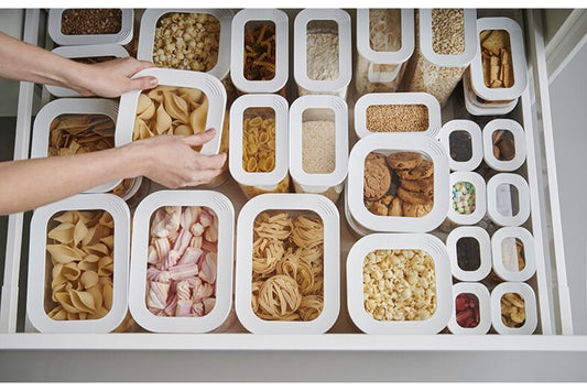 Mepal 7-teiliges Set Vorratsdosen mit Deckel - Lebensmittelbehälter Rechteckige - Küchenorganizer aus Kunststoff - Vorratsbehälter Luftdicht - 1x 2000 ml, 2x 1500 ml, 2x 1000 ml & 2x 425 ml - White