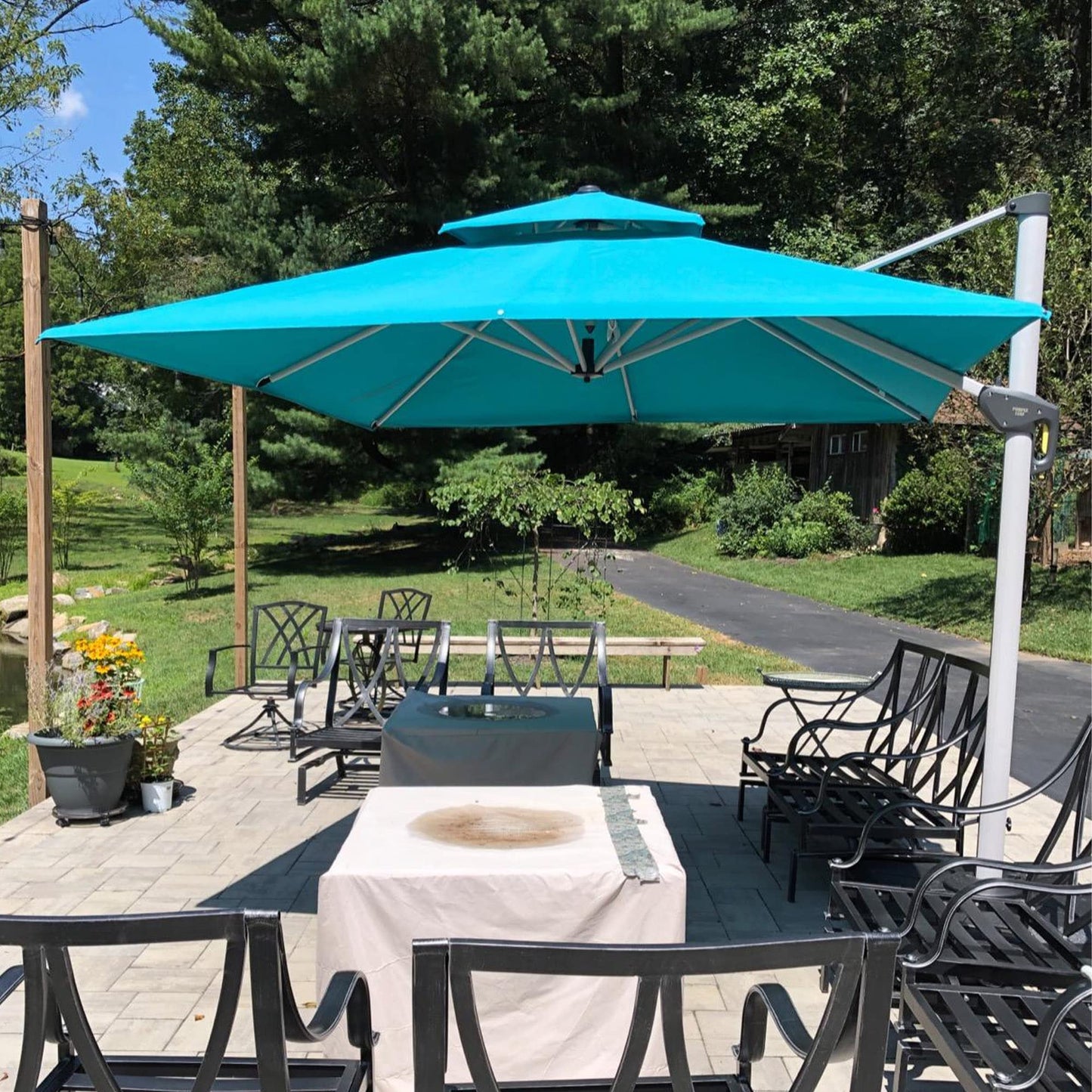 PURPLE LEAF Sonnenschirm Balkon 300 x 300 cm Ampelschirm Drehbar Neigbar Kippbar Marktschirm Groß 360°Rotation, Gartenschirm mit Kurbel, XXL Sonnenschutz UV50+, Türkis