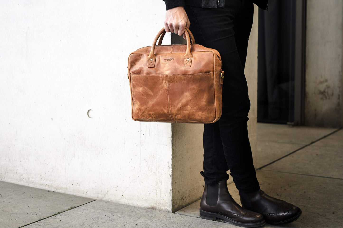 Holzrichter BERLIN Tragetasche No 1-1 (M) camel-braun - Große Briefcase-Aktentasche & Laptoptasche handgefertigt aus Premium-Leder