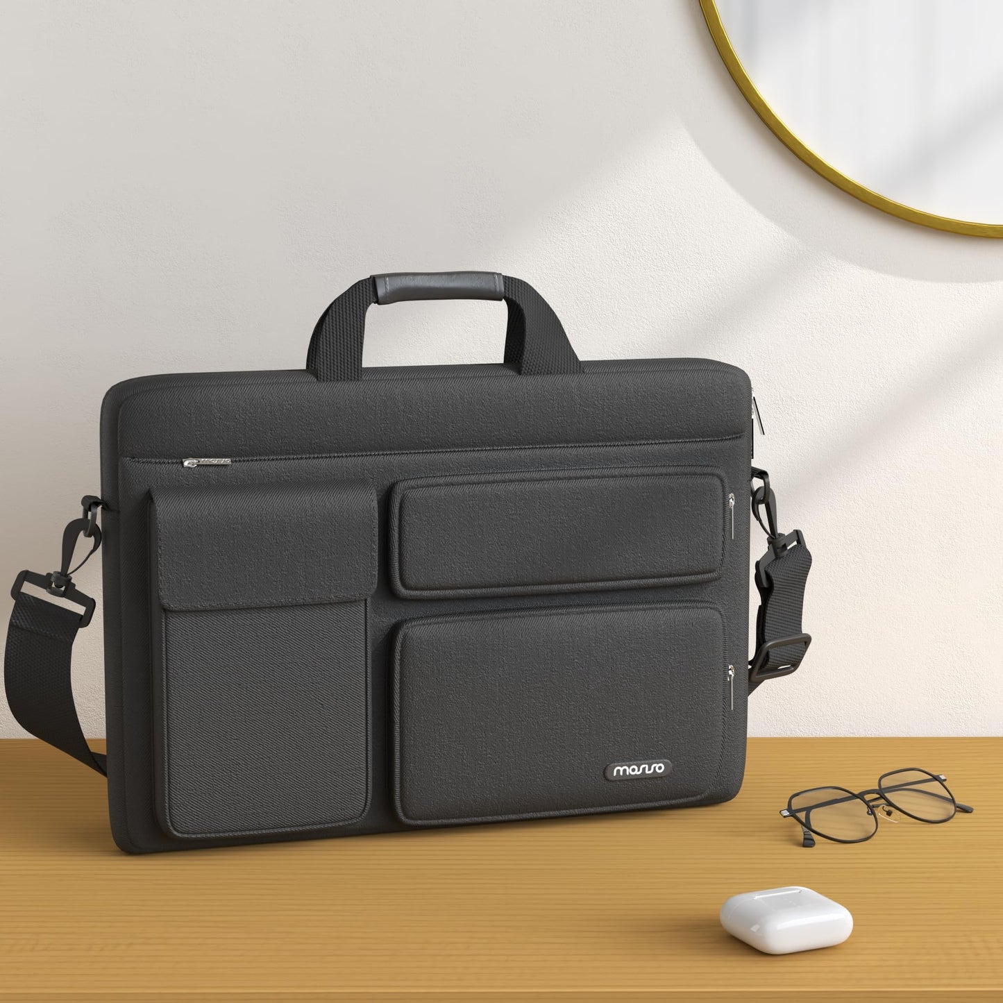 MOSISO Laptop Umhängetasche Kompatibel mit MacBook Air 15 Zoll M3 M2 2024 2023/Pro 16 M4 M3 M2 M1 2024-2019, 15-15,6 Zoll Notebook mit 2 Erhöhten&1 Klappe&1 Horizontal Fach&Griff&Gürtel,Schwarz