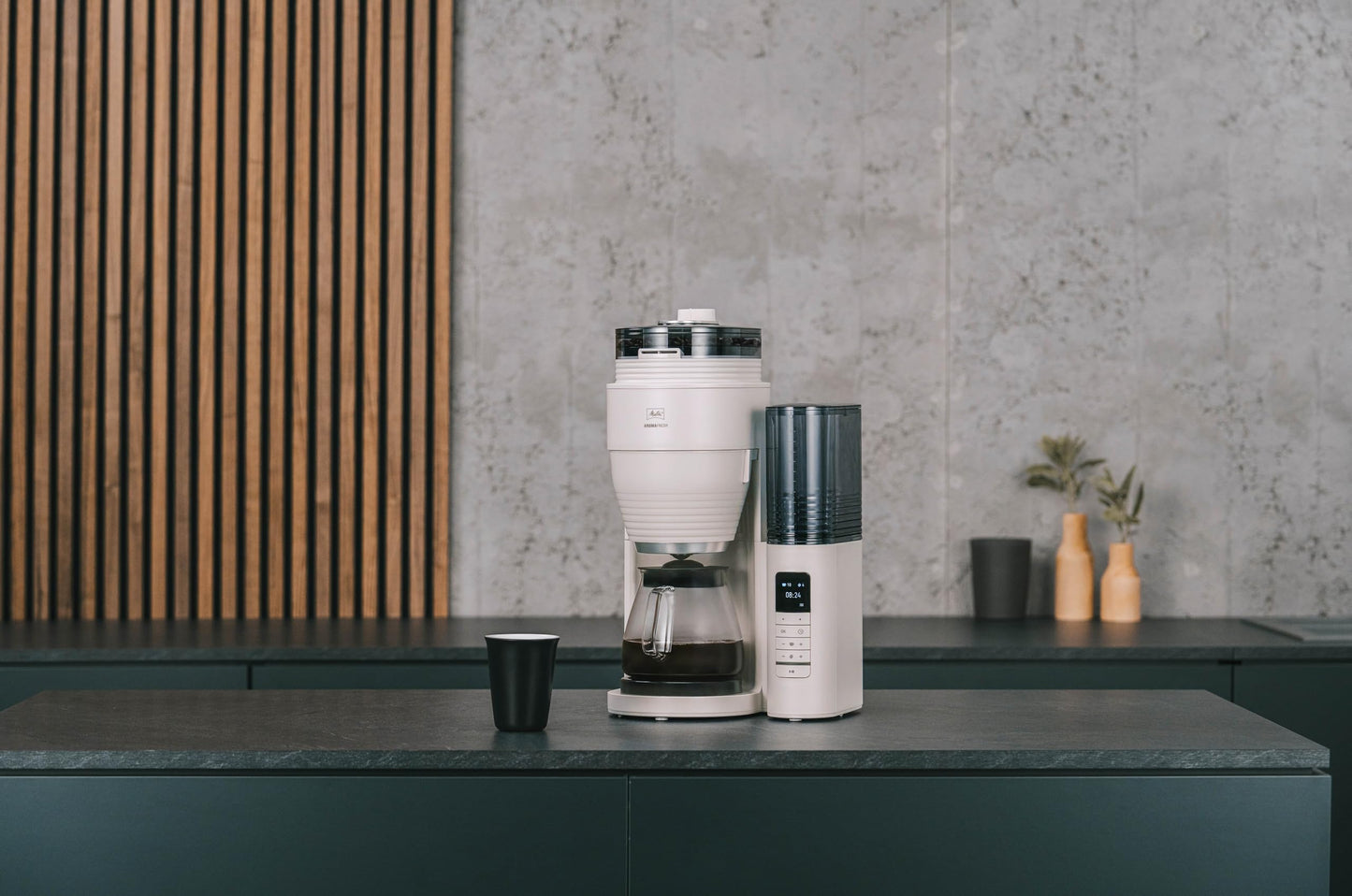 Melitta AromaFresh Pro X - Kaffeemaschine mit Mahlwerk, Filterkaffeemaschine mit Glaskanne und entnehmbarem Wassertank, für bis zu 10 Tassen Kaffee, warm-grey