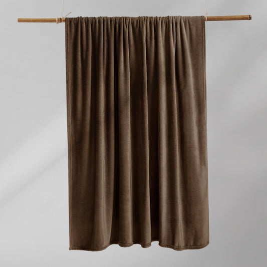 DecoKing Kuscheldecke 70x150 cm braun Decke Microfaser Tagesdecke Fleece weich sanft kuschelig Schoko Brown Chocolate Mic