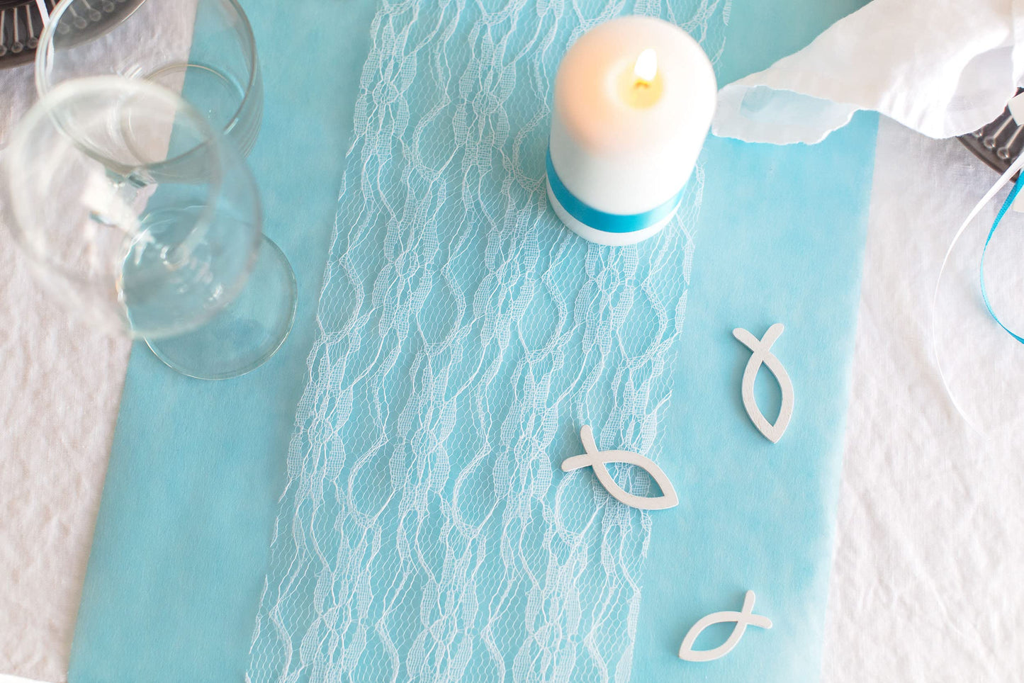 100%Mosel Tischläufer Spitze, in Reinweiß (15 cm x 20 m), zartes Tischband aus Spitze, edle Tischdeko für Hochzeit & Taufe, Festliche Dekoration zu besonderen Anlässen