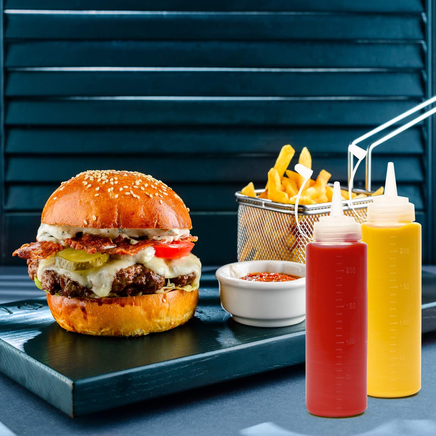 MATANA - 8 Stück Squeeze Flasche, Saucenflasche, Quetschflasche Mit Kappen, 240ml - BPA Frei