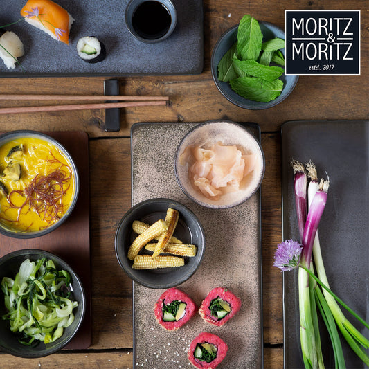 Moritz & Moritz VIDA 10-tlg. Sushi Geschirr Set für 2 Personen - Sushi Servierset mit 2x Sushi-Teller, Dip-Schälchen und Stäbchen
