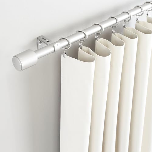 Amazon Basics Ausziehbare Gardinenstange mit Flachem Endstück - Extra Lang, 183 bis 366 cm, für Schlafzimmer, Esszimmer, Wohnzimmer oder Küche, Nickel