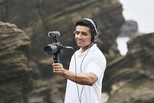Sony Alpha 7 IV | Spiegellose Vollformatkamera für Experten (33 Megapixel, Echtzeitfokus, Burst mit 10 Bildern pro Sekunde, 4K 60p-Video, einstellbarer Voll-Touchscreen)