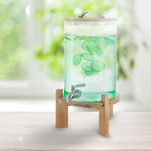 Getränkespender mit tropfsicheren Zapfhahn aus Edelstahl Wasserspender aus Glas mit Bambus Ständer und Deckel Limonadenspender aus hitzebeständigen Borasilikatglas (8 Liter)