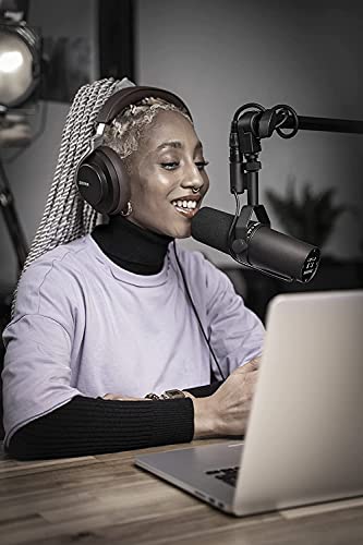 Shure SM7B Dynamisches Gesangsmikrofon für Rundfunk, Podcast und Aufnahmen, XLR-Studiomikrofon für Musik und Sprache, breiter Frequenzbereich, Warmer und weicher Klang - Schwarz