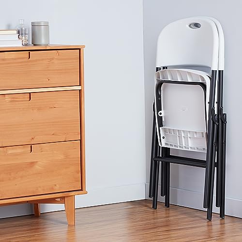 Amazon Basics Klappstuhl, tragbar, , Kunststoff, 159 kg Tragkraft, Weiß, 2 Stück