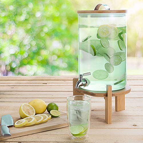 Getränkespender mit tropfsicheren Zapfhahn aus Edelstahl Wasserspender aus Glas mit Bambus Ständer und Deckel Limonadenspender aus hitzebeständigen Borasilikatglas (8 Liter)