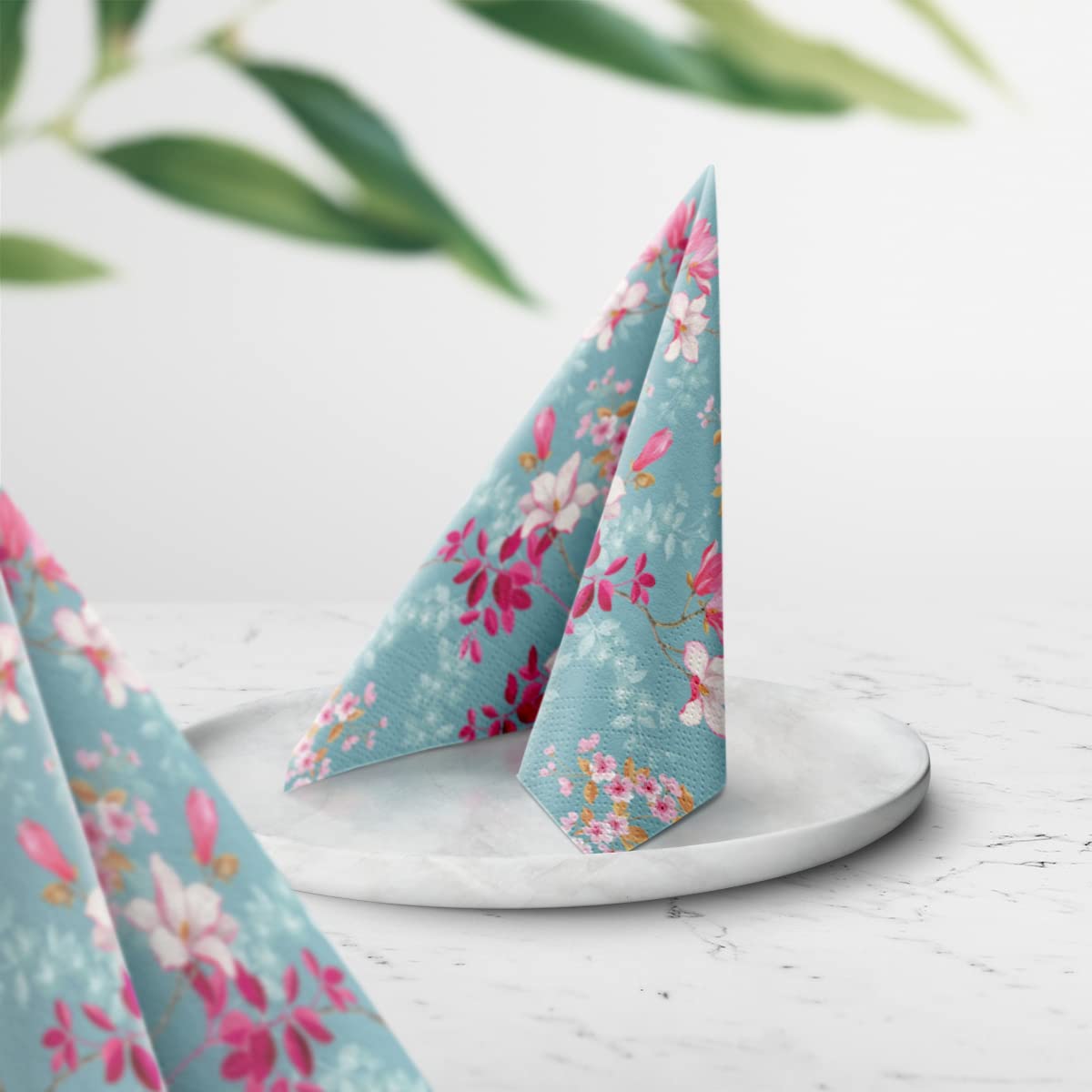 PAW - Servietten 3-lagig (33 x 33 cm) I 20 Stück I Perfekt für Geburtstage, Partys, Hochzeiten, Kommunion und Feiern I Papierservietten Bunt - Blumen, Magnolie, Garten I Farbe: Magnolia