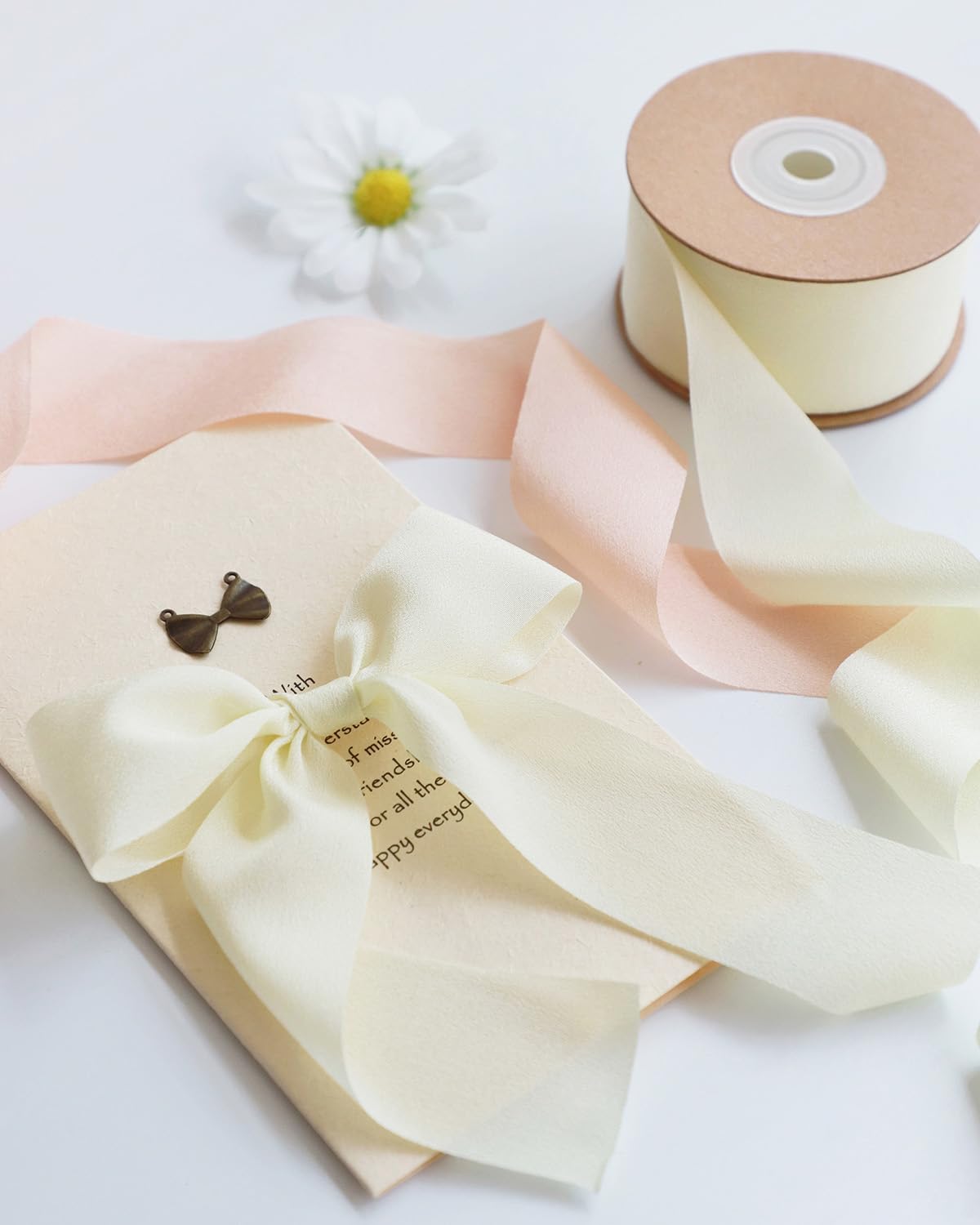 MORSUNBELA Schleifenband Grün Geschenkband Eukalyptus Grün Seidenband Salbeigrün Geschenkbänder Stoff Breit Mintgrün Dekoband Chiffonband für Geschenk, Basteln,Hochzeit,Schleifen