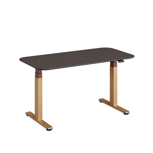 Steelcase Solo Elektromotorisch höhenverstellbarer Homeoffice-Schreibtisch, programmierbares Bedienpaneel, Antikollisionssensor, Kabelnetz, Tischplatte aus Linoleum Mauve, Gestell Messing Matt/Merlot