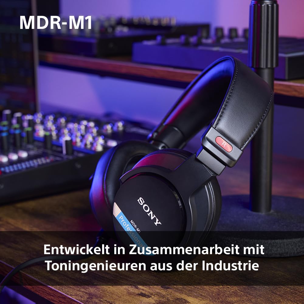 Sony MDR-M1 Studio-Kopfhörer mit geschlossenem Rücken - kabelgebunden, Ultra-Breitband-Wiedergabe (5Hz-80kHz), ideal für Studioaufnahmen und -abmischungen, leicht (216g), 2 abnehmbare Kabel, schwarz