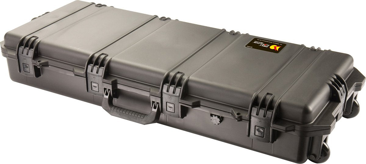 PELI Storm IM3100 Sehr Robuster Koffer für Sportschützen oder Kameraausrüstung, Wasser- und Staubdicht, 50L Volumen, Mit Schaumstoffeinlage (Anpassbar), Schwarz
