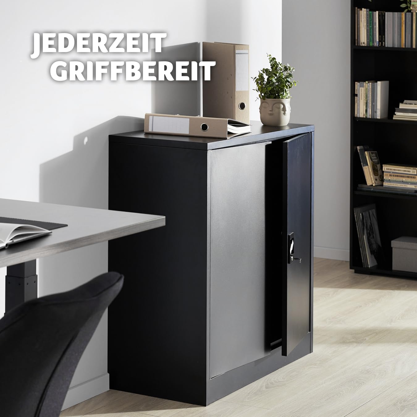 Abschließbarer Metallschrank mit Fächern – Robuster Aktenschrank für Büro & Home-Office