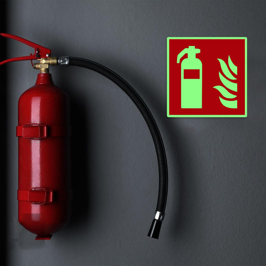 Mumjooyi 6 Stück Feuerlöscher Schild Feuerlöscher PVC Starker Kleber Hochwertiges Hinweisschild Feuerlöscher Nachleuchtend Selbstklebend 14,5 x 14,5CM (6 Stück Feuerlöscher Schild)
