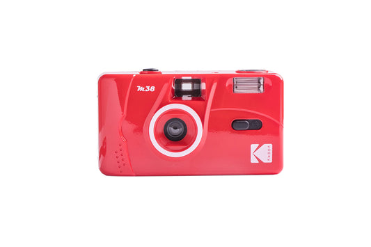 Kodak M38 Filmkamera, 35 mm, fokussierfrei, leistungsstark, integrierter Blitz, einfach zu bedienen (Flame Scarlet)