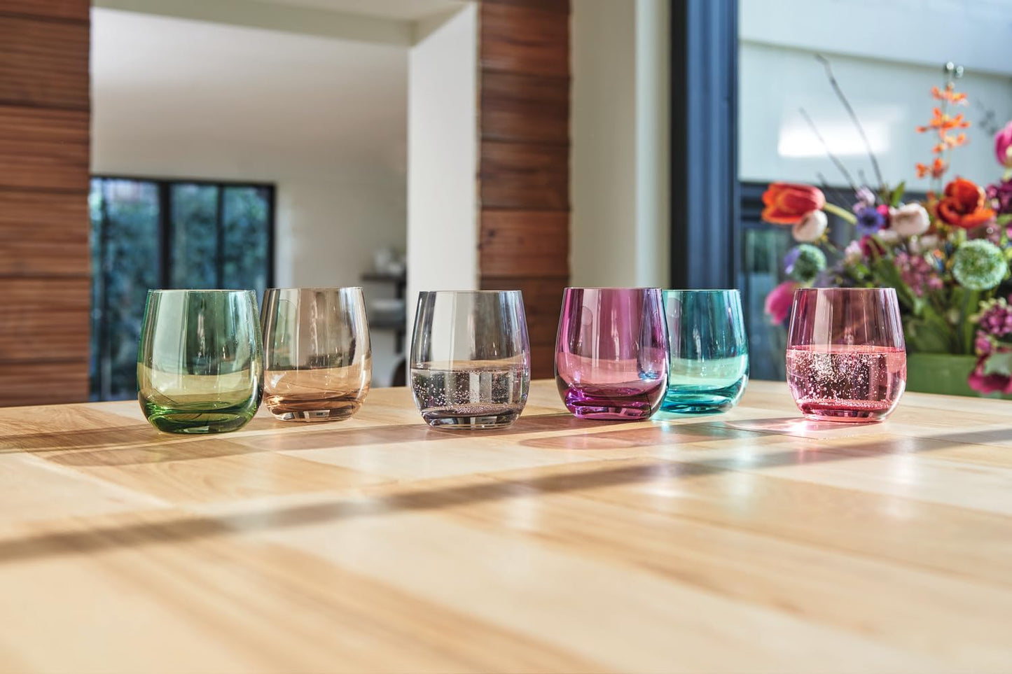 LEONARDO HOME Trinkgläser SORA (6er Set) • Bunte Wassergläser (360 ml) • 6 Farben • Spülmaschinenfest & Langlebig • Mehrfarbige Gläser für Zuhause, Restaurants & Partys • Saft-Glas Sora • 047289