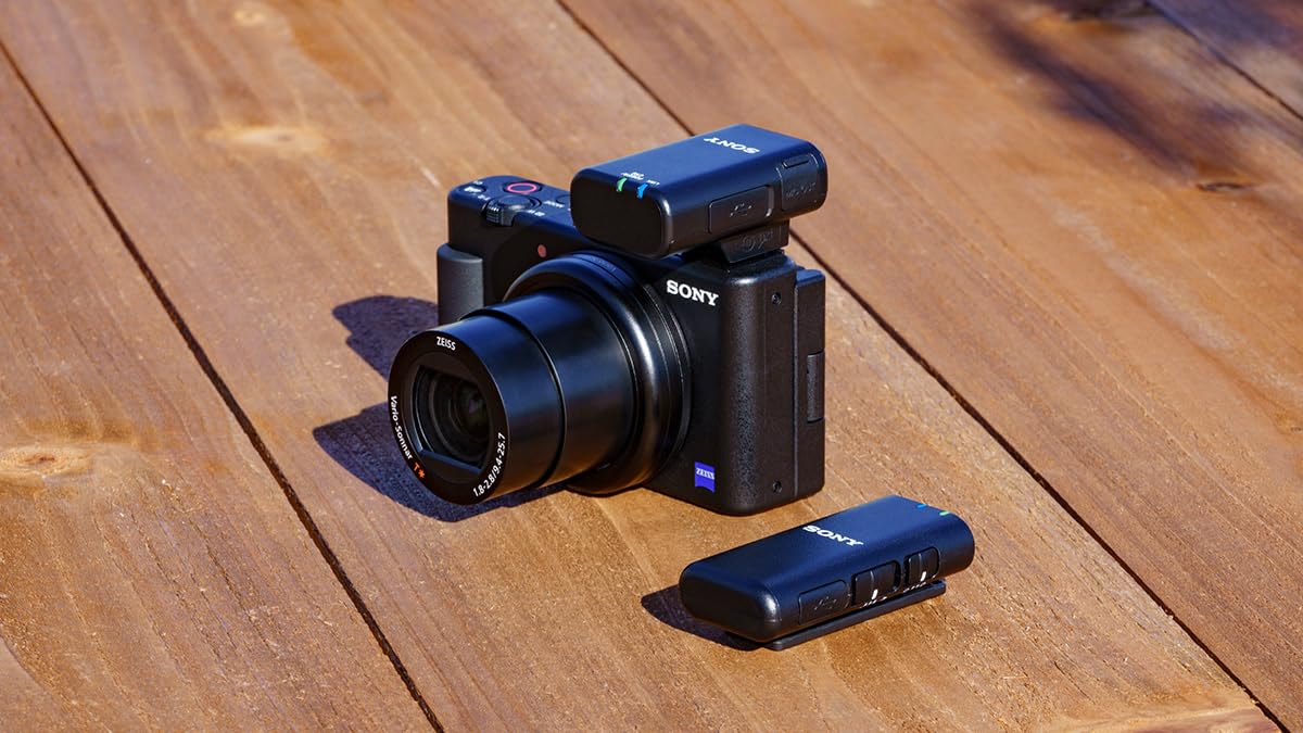 Sony ECM-W2BT, 1 Sender, 1 Empfänger, Kabelloses Mikrofon, 200m Reichweite, 9h Akkulaufzeit, Ideal für Kameras, Geräte mit 3.5mm Audio, Podcast, Streaming, Interviews