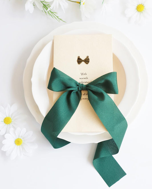 MORSUNBELA Schleifenband Grün Geschenkband Eukalyptus Grün Seidenband Salbeigrün Geschenkbänder Stoff Breit Mintgrün Dekoband Chiffonband für Geschenk, Basteln,Hochzeit,Schleifen