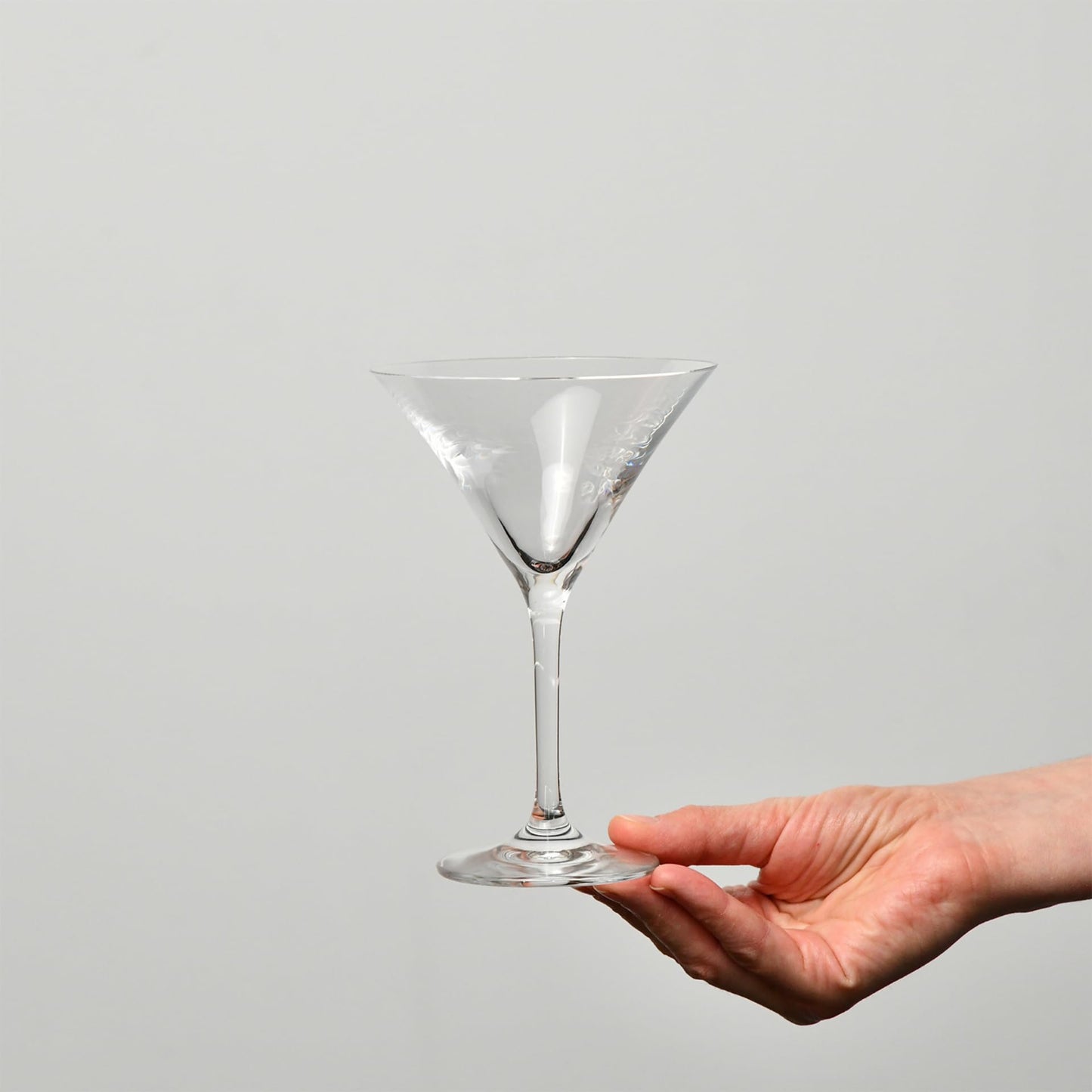 Krosno Martini-Gläser Cocktailgläser | Set von 6 | 240 ML | Avant Garde Kollektion | Perfekt für Zuhause, Restaurants und Partys | Spülmaschinenfest