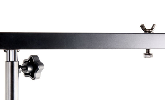 Showlite LS250 Lichtstativ mit Quertraverse (für Bühnen & Konzerbeleuchtung, für bis zu 4 Scheinwerfer, 1,10m-2,50m, max. Traglast: 30 kg)