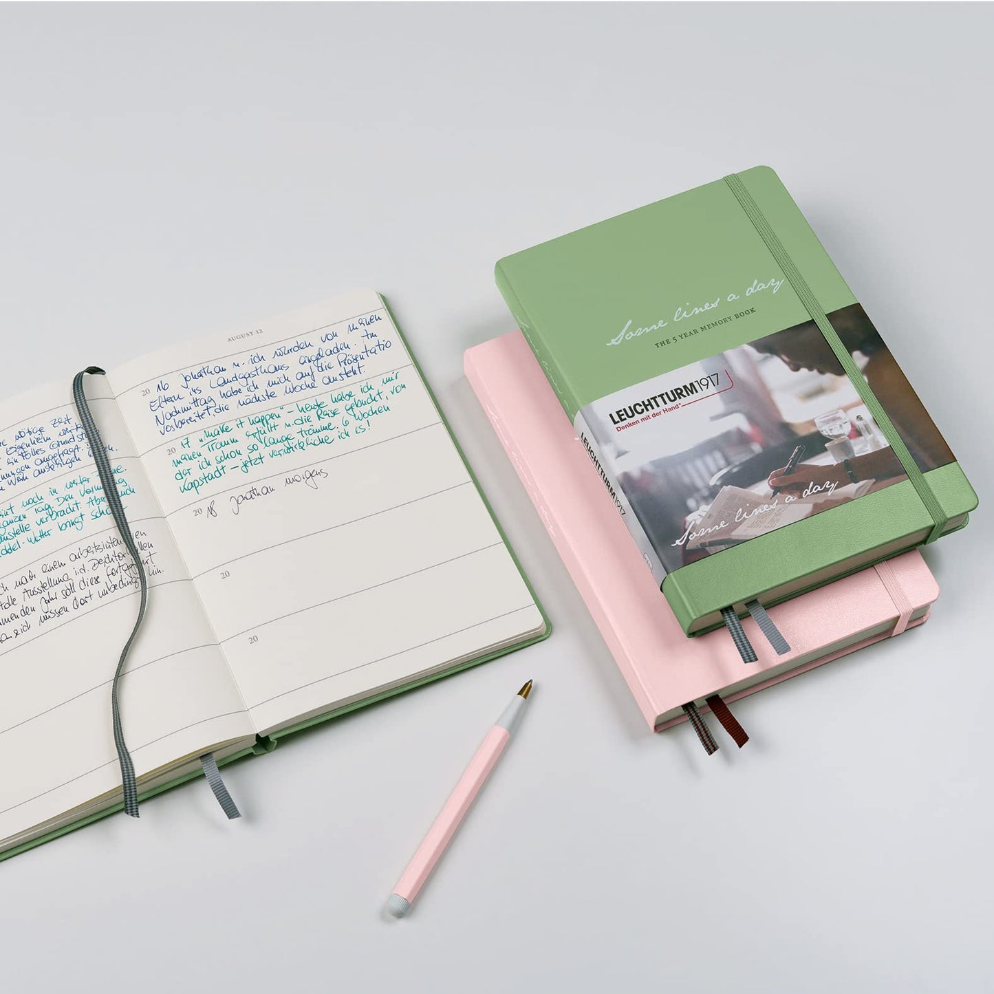LEUCHTTURM1917 368169 Some lines a day, 5-Jahres-Buch Medium (A5), Port Red