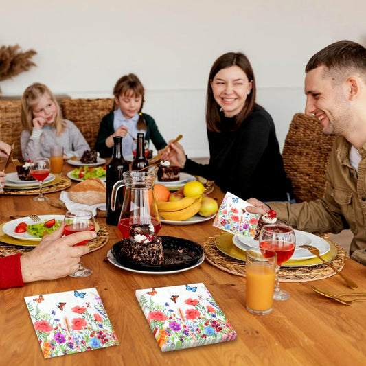 100 Stück Papierservietten mit Blumen Servietten Blumenwiese Schmetterlinge Servietten Blumenmuster für Frühling Geburtstage Partys Hochzeiten Feiern 33x33cm