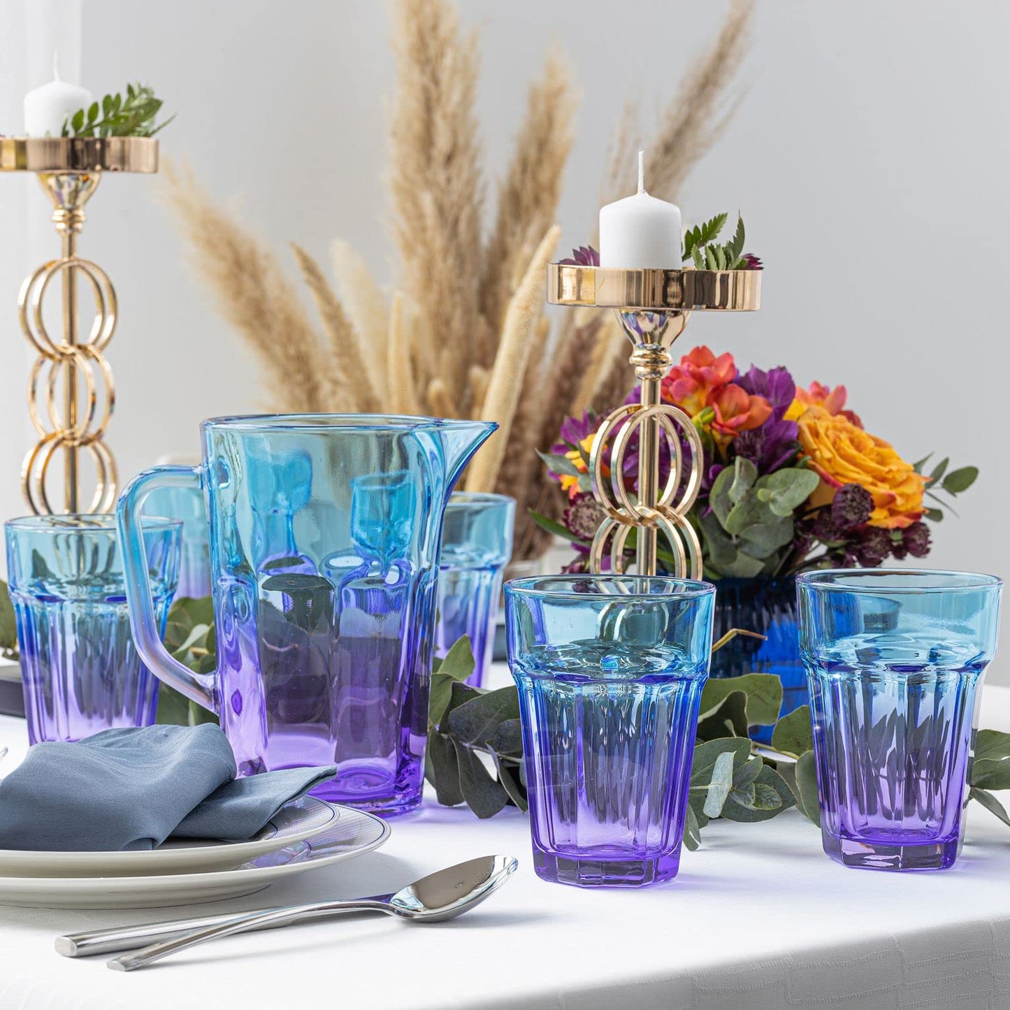 TREND FOR HOME Wasserkaraffe Glas 1 Liter mit Handlichem Griff Bunt Wasserkrug 19 cm Glaskanne Blau Lila Glaskrug Wasserkanne Glaskaraffe Glas Carafe Pitcher Glaskanne 1l Bunte | Gigi Dreamy Sunset