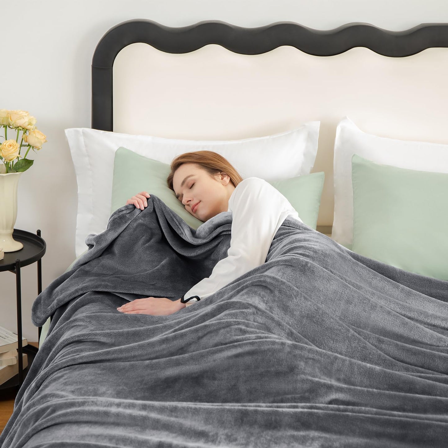 WAVVE Kuscheldecke Flauschig Decke Fleecedecke - Sofadecke 150x200 cm Warm Wohndecke Couchdecke, Grau Decke Weich Sofaüberwurf XL