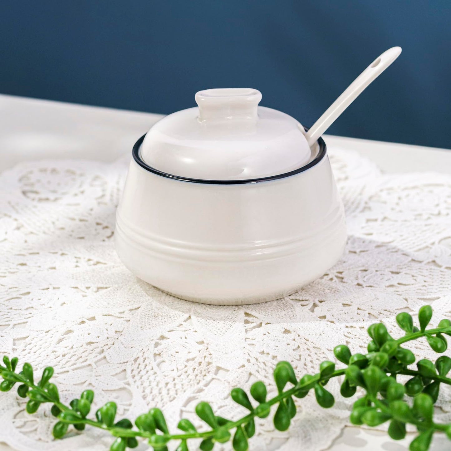 Winlauyet Porzellan Milch- und Zuckersets 3 in 1, elegant gestaltetes Keramik Kaffeeservice für täglichen Gebrauch, inklusive Sahnegießer und Zuckerdose, mikrowellen- und spülmaschinengeeignet