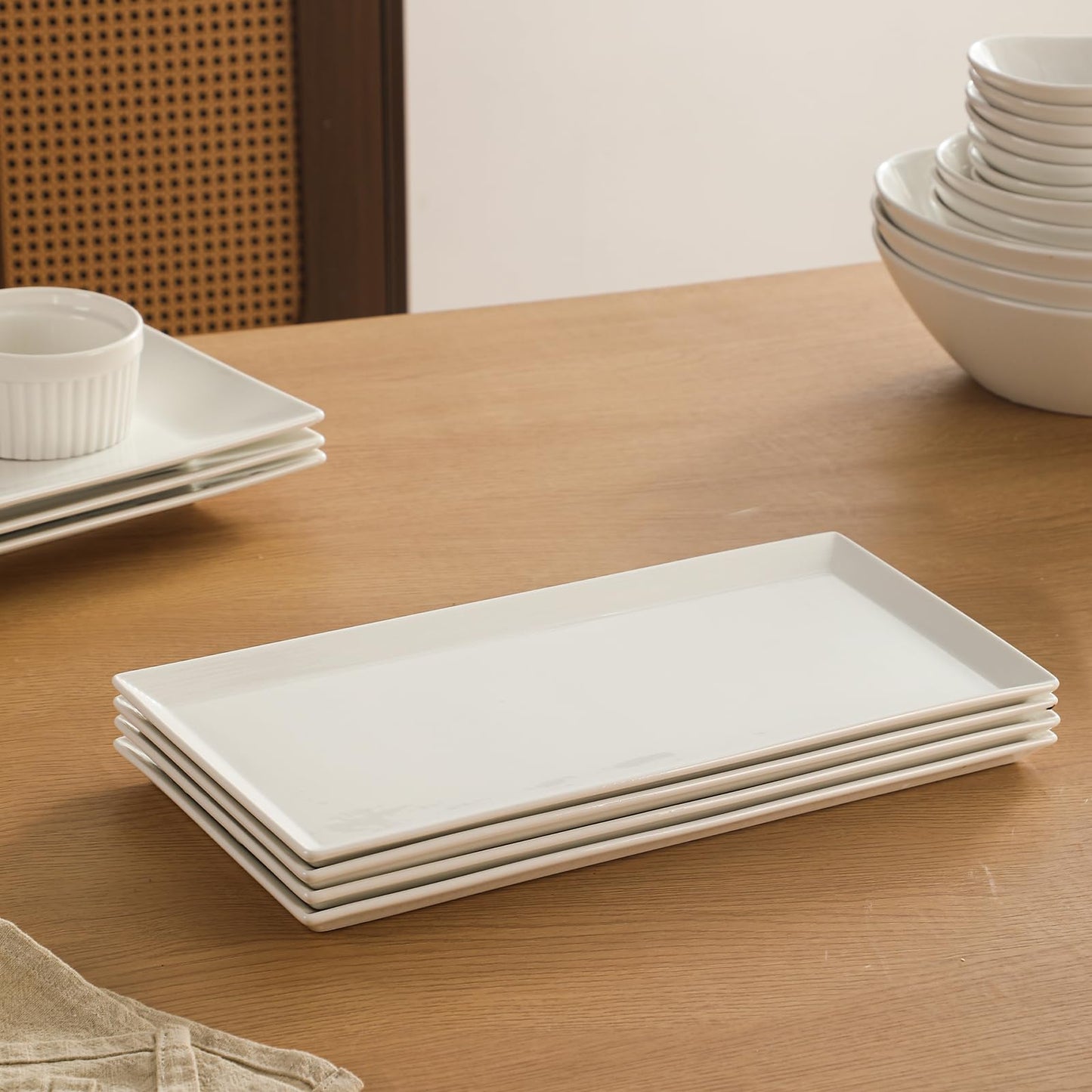 DOWAN Teller Rechteckig, Servierplatten Keramik 36,8 x 15,2 cm, Rechteckige Teller aus Porzellan, Speiseteller für Fleisch, Fisch, Sushi, Gericht usw. Neutral Weiß, 4 Stück