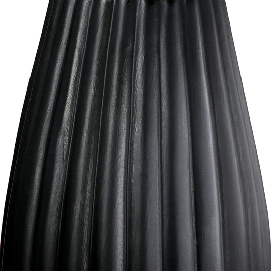 GILDE Deko Vasen Set 2-teilig – 2 Stück Vase Schwarz Höhe 12,5/17 cm – kleine Blumenvasen schwarz handgefertigt aus Porzellan für Tulpen Pampasgras Rosen – Dekoration Moderne Vase Frühling Ostern