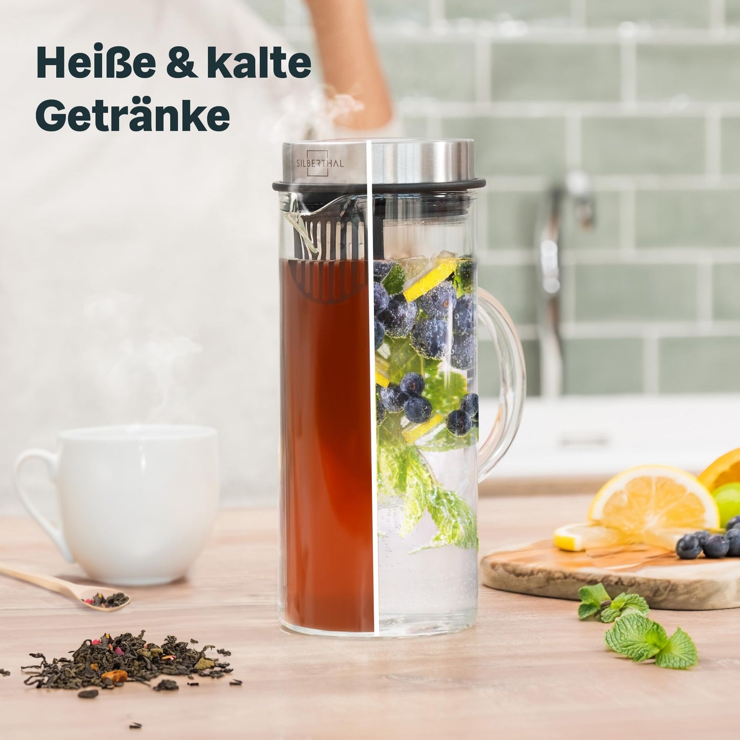 SILBERTHAL Glaskaraffe mit Frucheinsatz - 1 Liter Karaffe mit Deckel- Spülmaschinenfest & Hitzebeständig