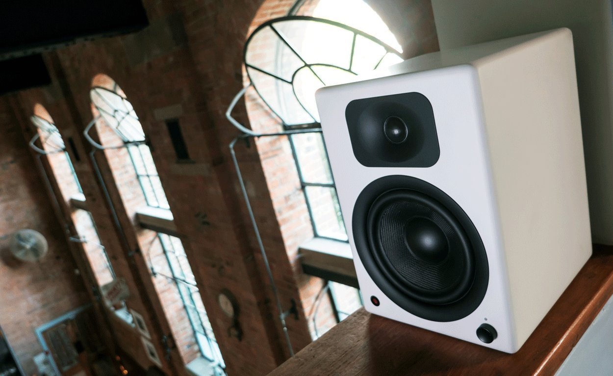wavemaster TWO PRO white – Regallautsprecher-System (110 Watt) mit Bluetooth-Streaming, digitalen Anschlüssen und IR-Fernbedienung Aktiv-Boxen Nutzung für TV/Tablet/Smartphone, mattweiß (66351)