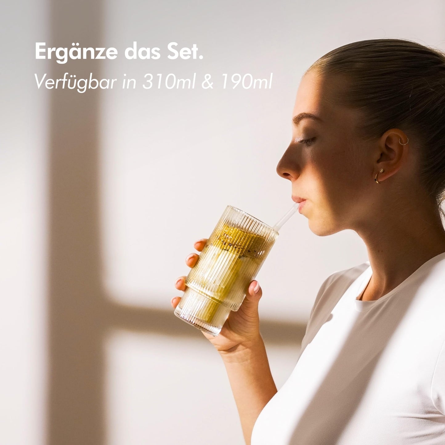 KIVY Geriffelte Wassergläser [4er Set] - Trinkgläser Set Wasserglas - Stapelbares Trinkglas Wasserglas Set - Wassergläser Modern Saftgläser - Ästhetische Gläser Water Glasses - Robust (4x190ml)