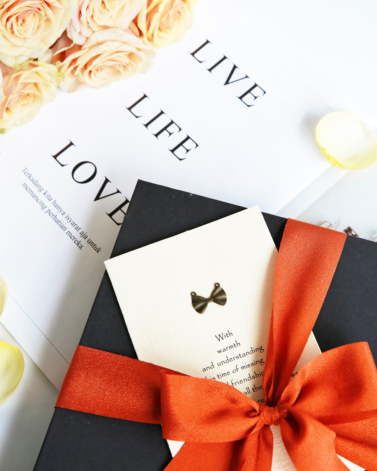 MORSUNBELA Schleifenband Grün Geschenkband Eukalyptus Grün Seidenband Salbeigrün Geschenkbänder Stoff Breit Mintgrün Dekoband Chiffonband für Geschenk, Basteln,Hochzeit,Schleifen