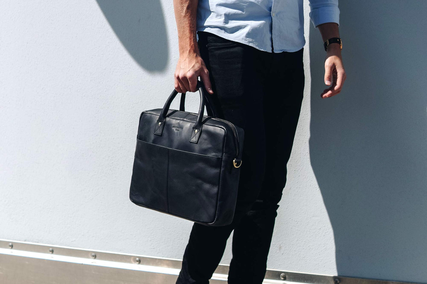Holzrichter BERLIN Tragetasche No 1-1 (M) schwarz-anthrazit - Große Briefcase-Aktentasche & Laptoptasche handgefertigt aus Premium-Leder